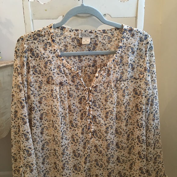 Lucky Brand Top - Picture 2 of 2